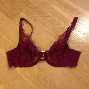 Victoria’s Secret lace bra